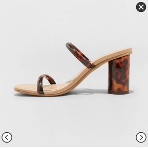 A New Day Cass tortoise brown square toe heels size 8 NWT